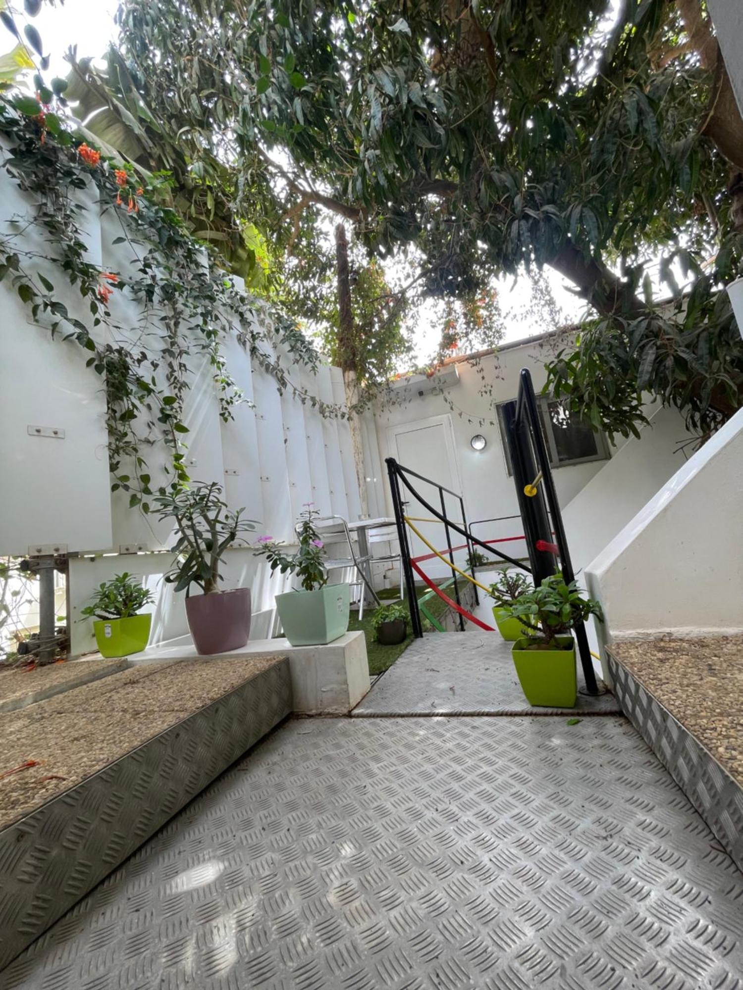 Maison D'Hotes Villa Anna Dakar Esterno foto
